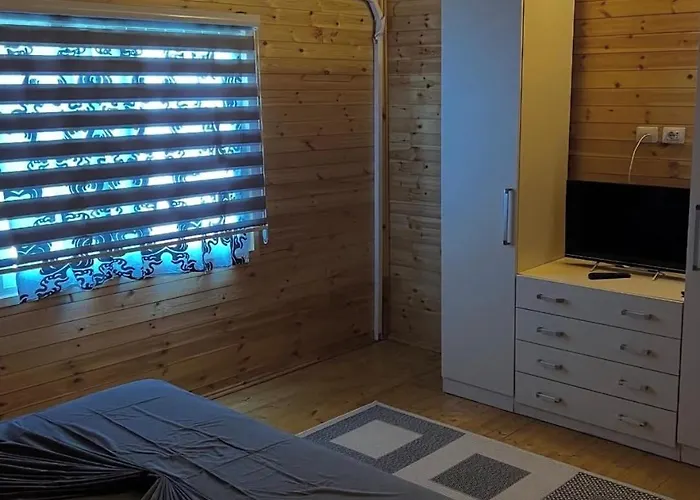 Lägenhet Memcajs Villa *